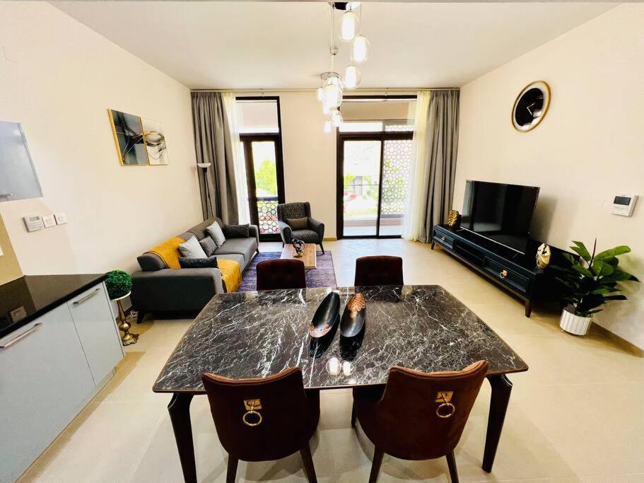 One Bedroom Apartment Muscatbay Kültér fotó